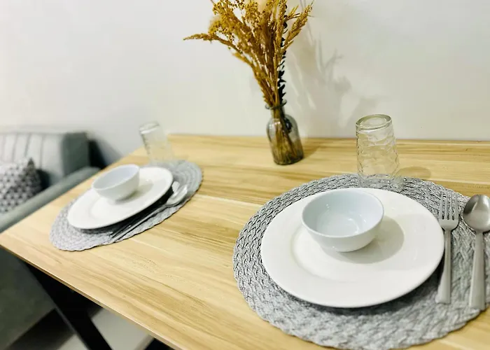 Cozy Hearth Loft At Shore 3 * Manila